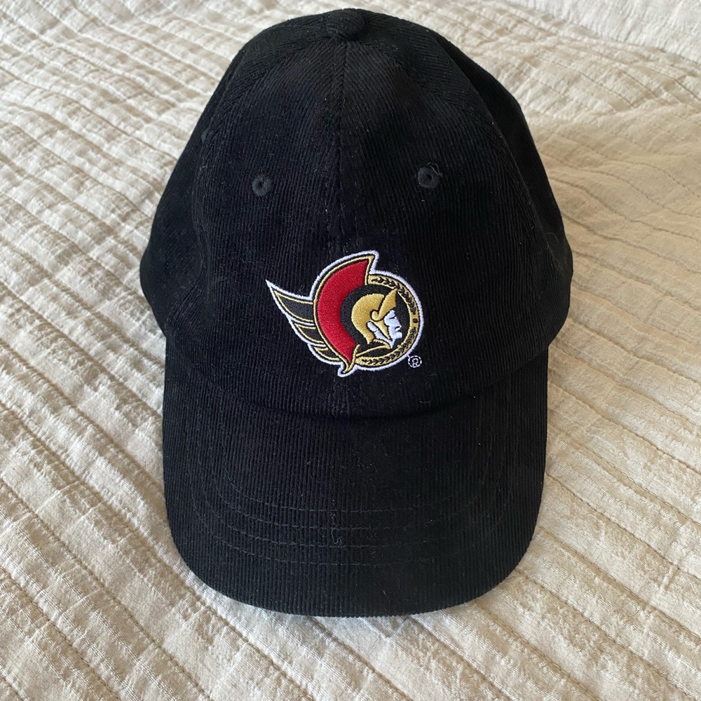 Black Ottawa Senators NHL Cap Molson
